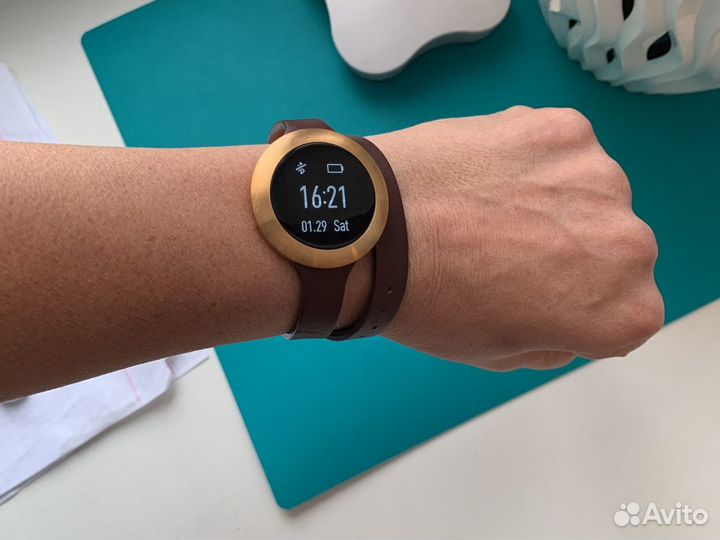 Смарт часы honor