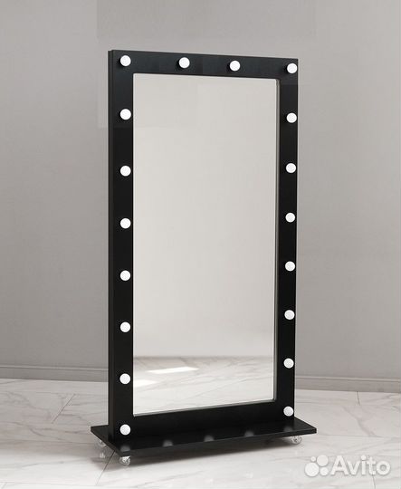 Зеркало гримёрное в полный рост на колёсиках