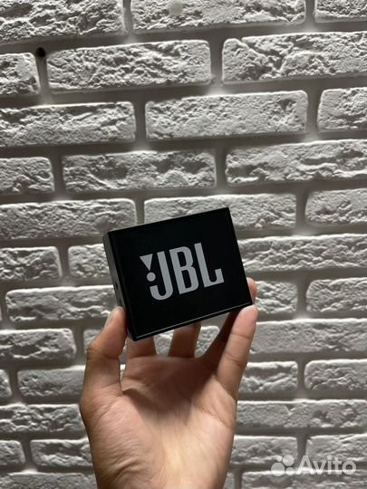 Колонка jbl GO