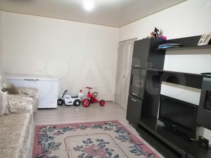 3-к. квартира, 65 м², 2/5 эт.