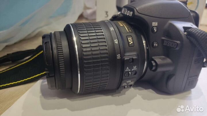 Зеркальный фотоаппарат