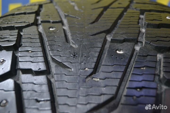 Nokian Tyres Hakkapeliitta 7 SUV 295/40 R21