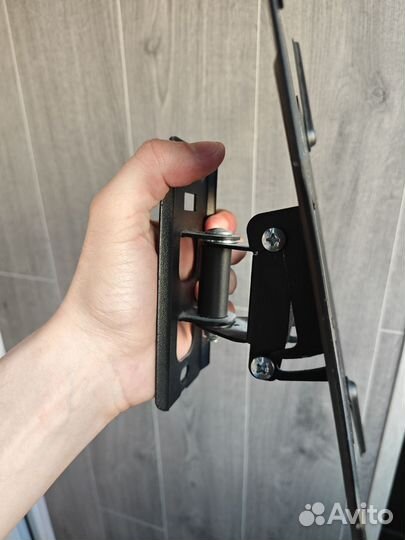 Кронштейн для телевизора Resonans