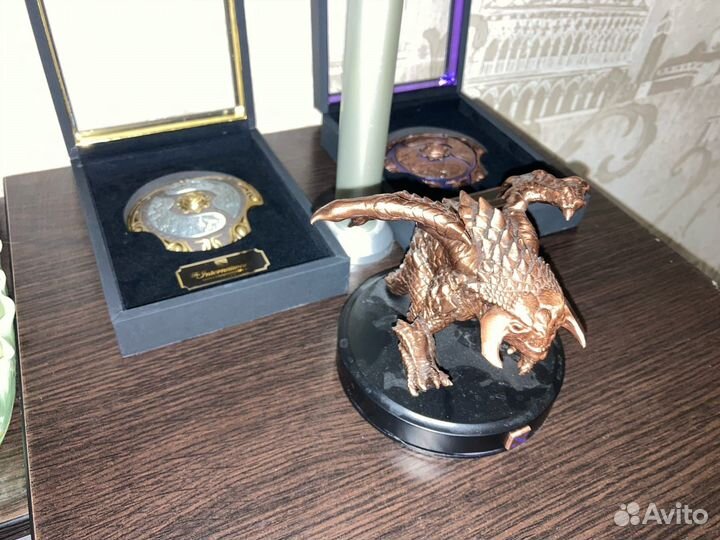 Рошан, Аегис