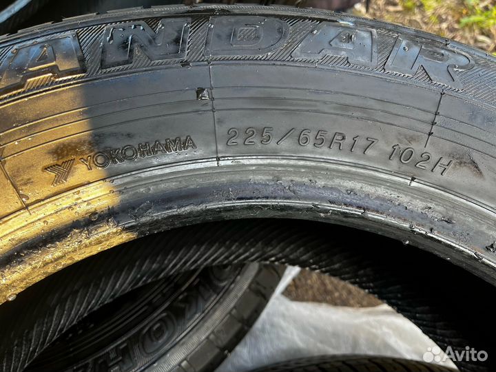 Yokohama Geolandar A/T G011 225/65 R17