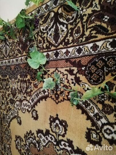 Ковер шерстяной