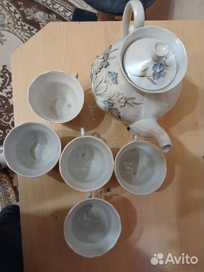 Чайный сервиз.Чайник, кружки