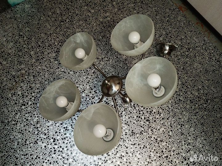 Люстра новая не бу