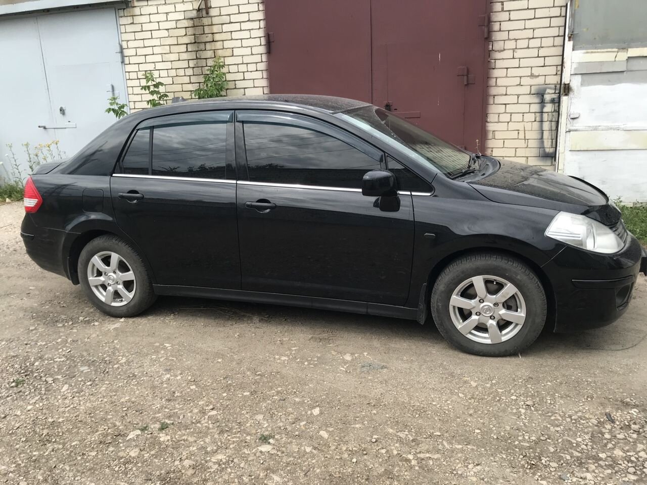 Nissan Tiida: фото владельца