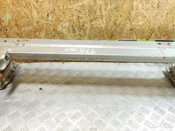 Усилитель бампера переднего A 168