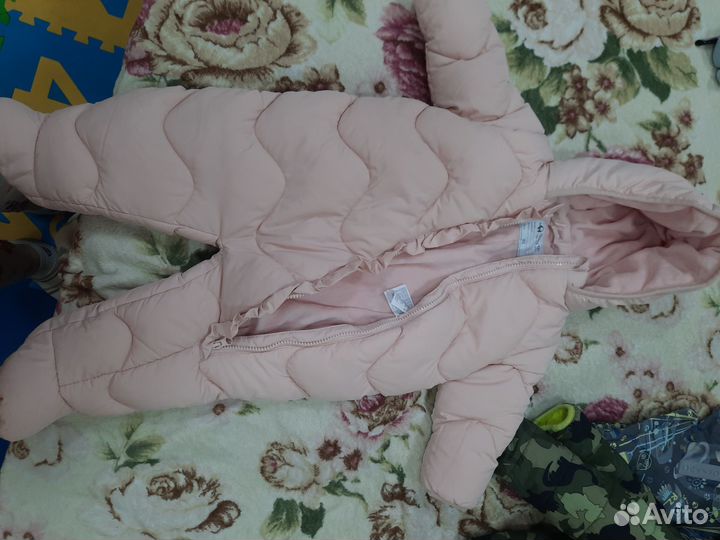 Продаю детские вещи