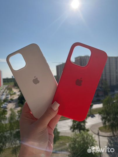 Чехол на iPhone 12 про и 13 про