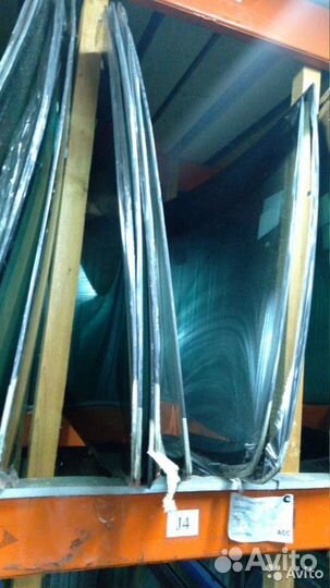Заднее стекло на Opel Astra H 5DHB
