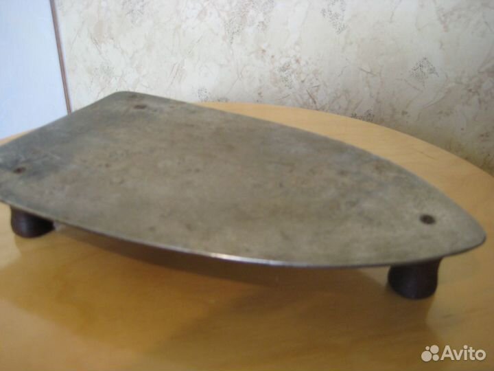 Подставка для угольного утюга / 1940-е годы
