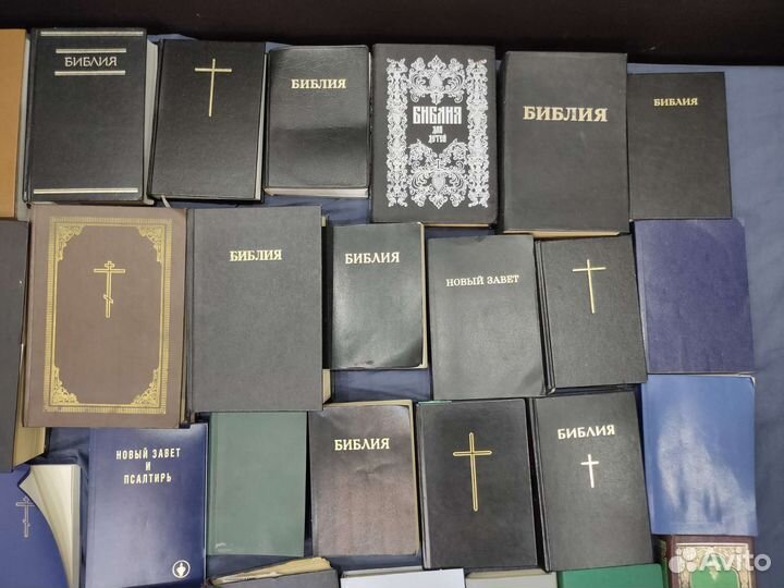 Библии,евангелие, новый завет,иконы разные