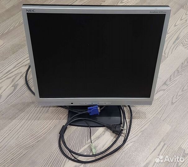 Монитор NEC 19