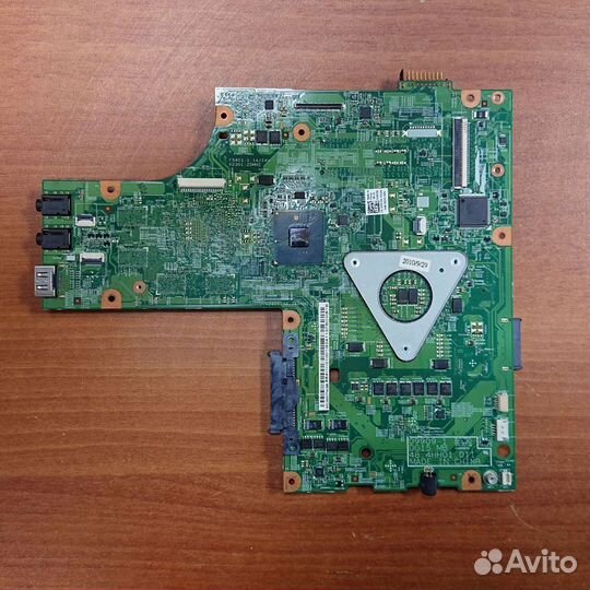 Запчасти и комплектующие Dell Inspiron N5010