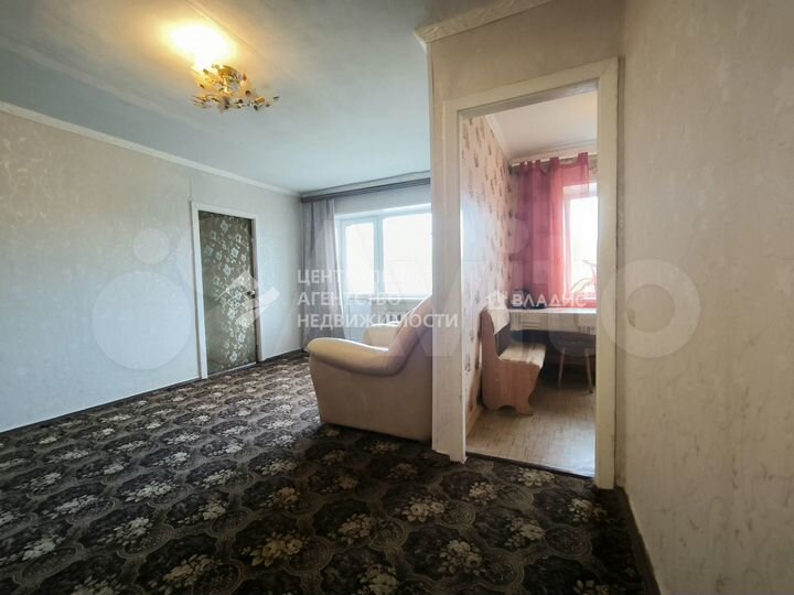 2-к. квартира, 48 м², 5/5 эт.