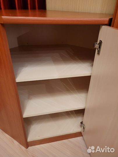 Тумба угловая