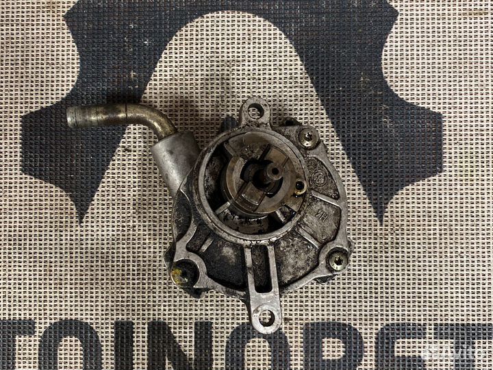 Вакуумный насос Mercedes A6112300065