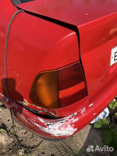 Задние фонари Volkswagen Polo Classic седан