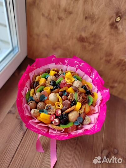 Букет из сухофруктов и орехов. Вкусный подарок