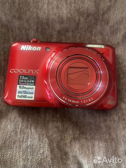 Компактный фотоаппарат nikon