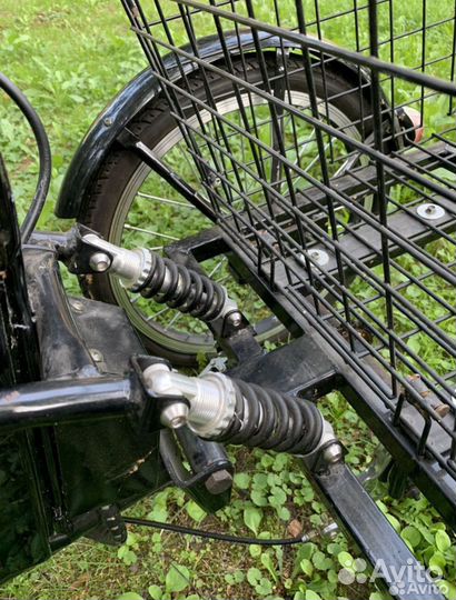 Трёхколёсный электровелосипед