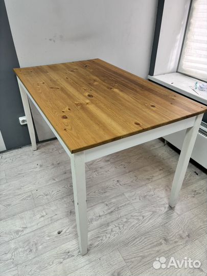 Кухонный стол