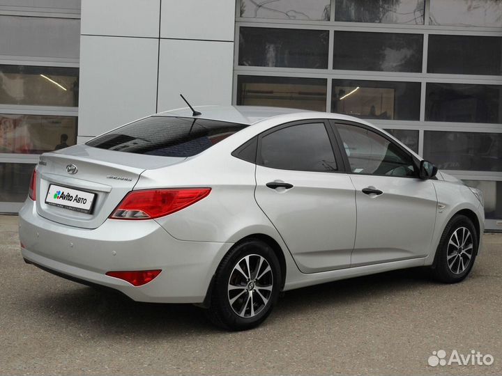 Hyundai Solaris 1.6 AT, 2015, 124 295 км