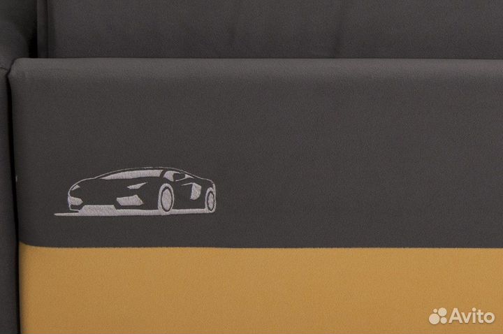 В наличии детская кровать с подъемным механизмом