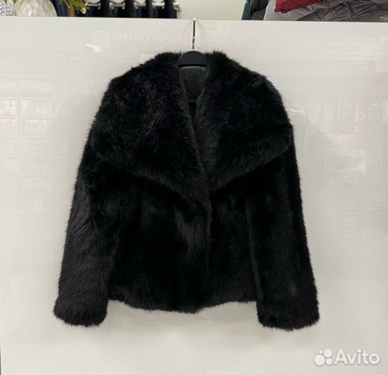 Эко шуба короткая черная