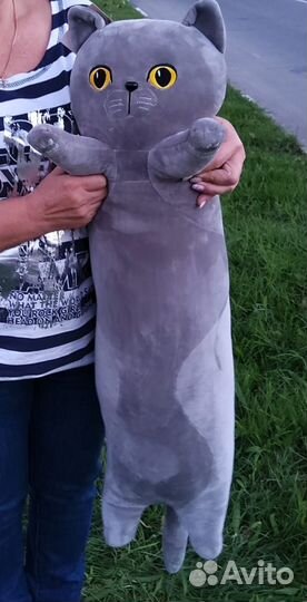 Серый кот-обнимашка - мягкая игрушка