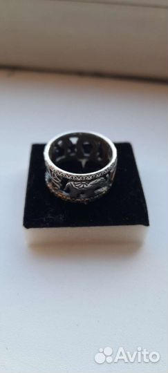 Серебряное кольцо