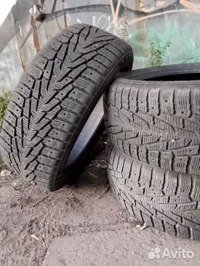 Nokian Tyres Hakka Black 2 235/50 R19 42J