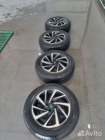 4 колеса 185/65 R15 Pirelli