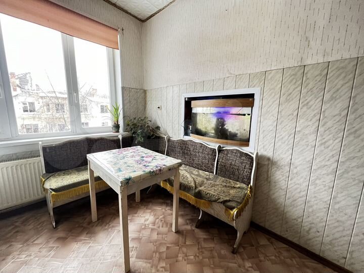 4-к. квартира, 90,5 м², 2/2 эт.