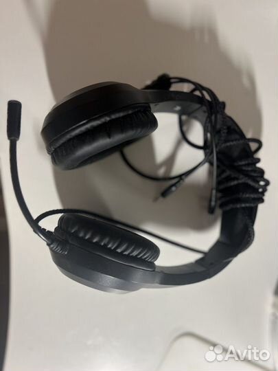 Проводные наушники