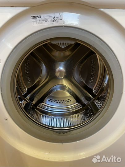 Стиральная машина zanussi