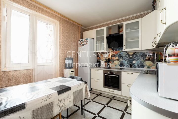 3-к. квартира, 84 м², 21/25 эт.