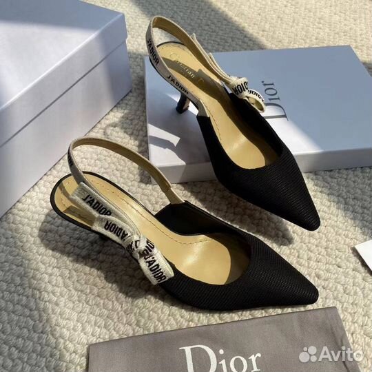 Женские туфли dior