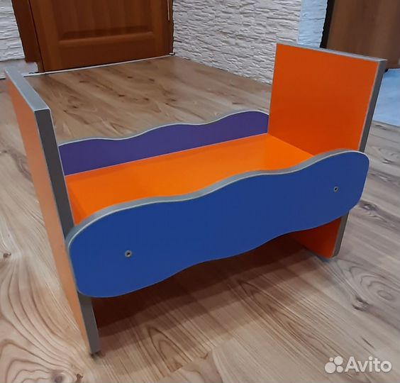 Кроватка- качалка для кукол