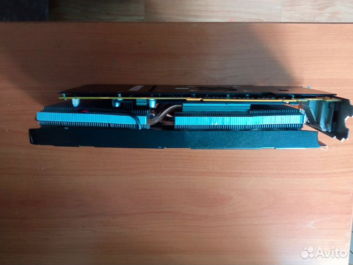 Видеокарты одним лотом