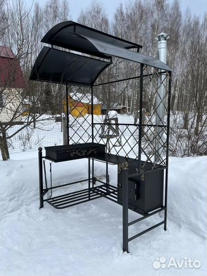 Кованый мангал с печкой и крышей