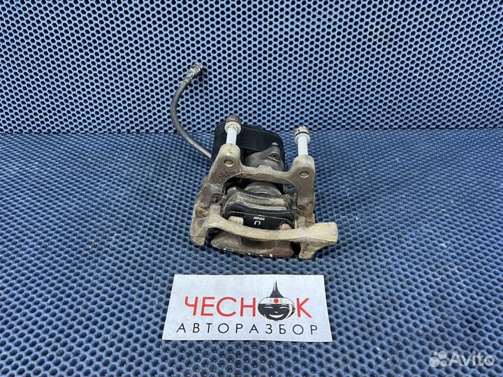 Суппорт задний левый Tiguan Passat Audi Q3