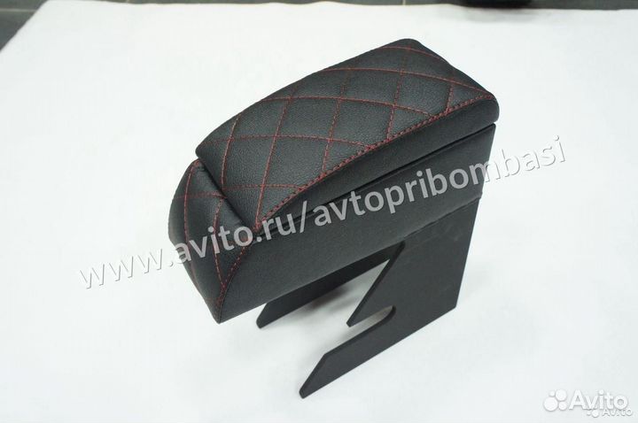 Подлокотник 2109 2114 с Баром Ромб Новый