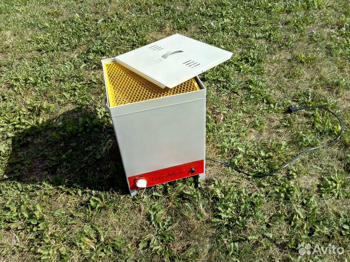 Электросушилка для овощей и фруктов