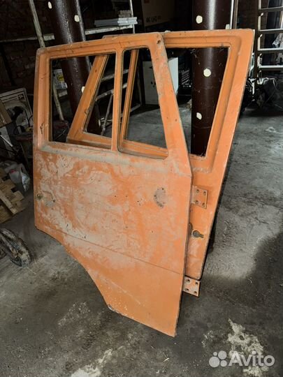 Дверь Камаз