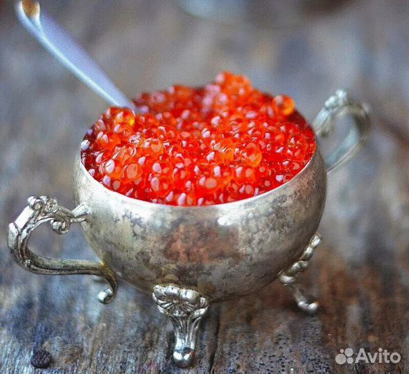 Красная икра в ястыках