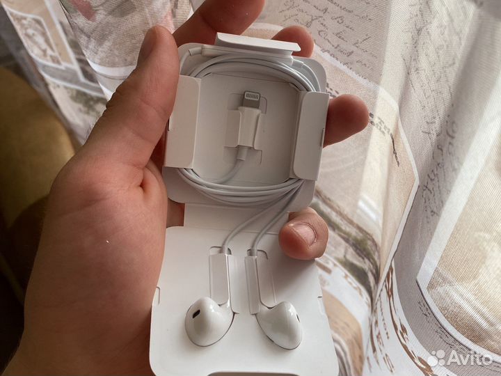 Наушники Apple Lightning оригинал новые